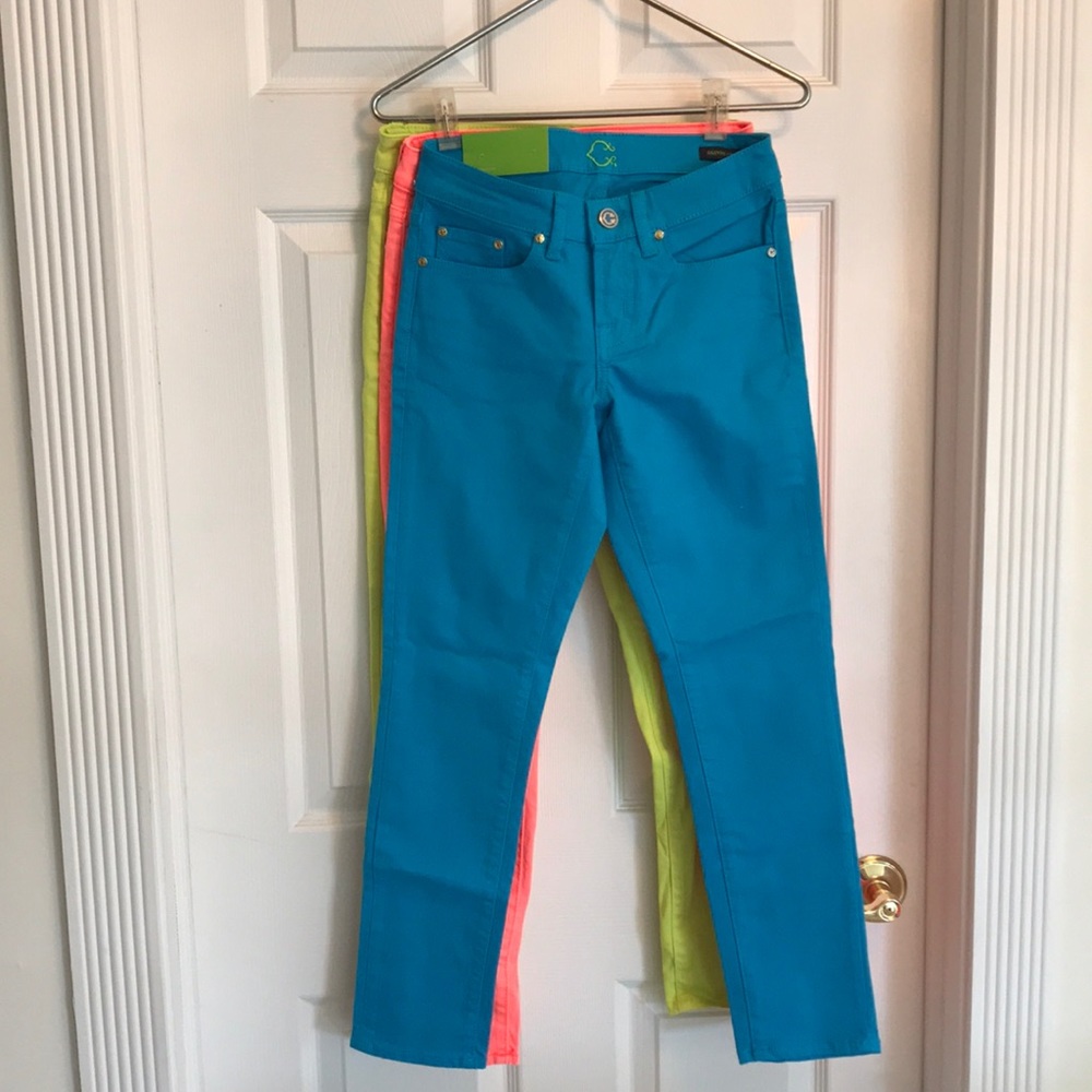 3 pairs skinny crop jeans C Wonder. Not available
